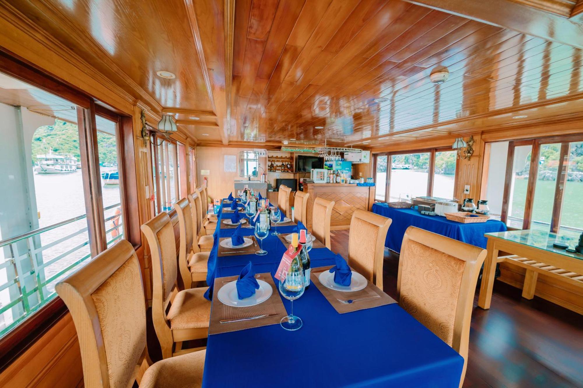 Hotel Venezia Cruises Ha Long Esterno foto