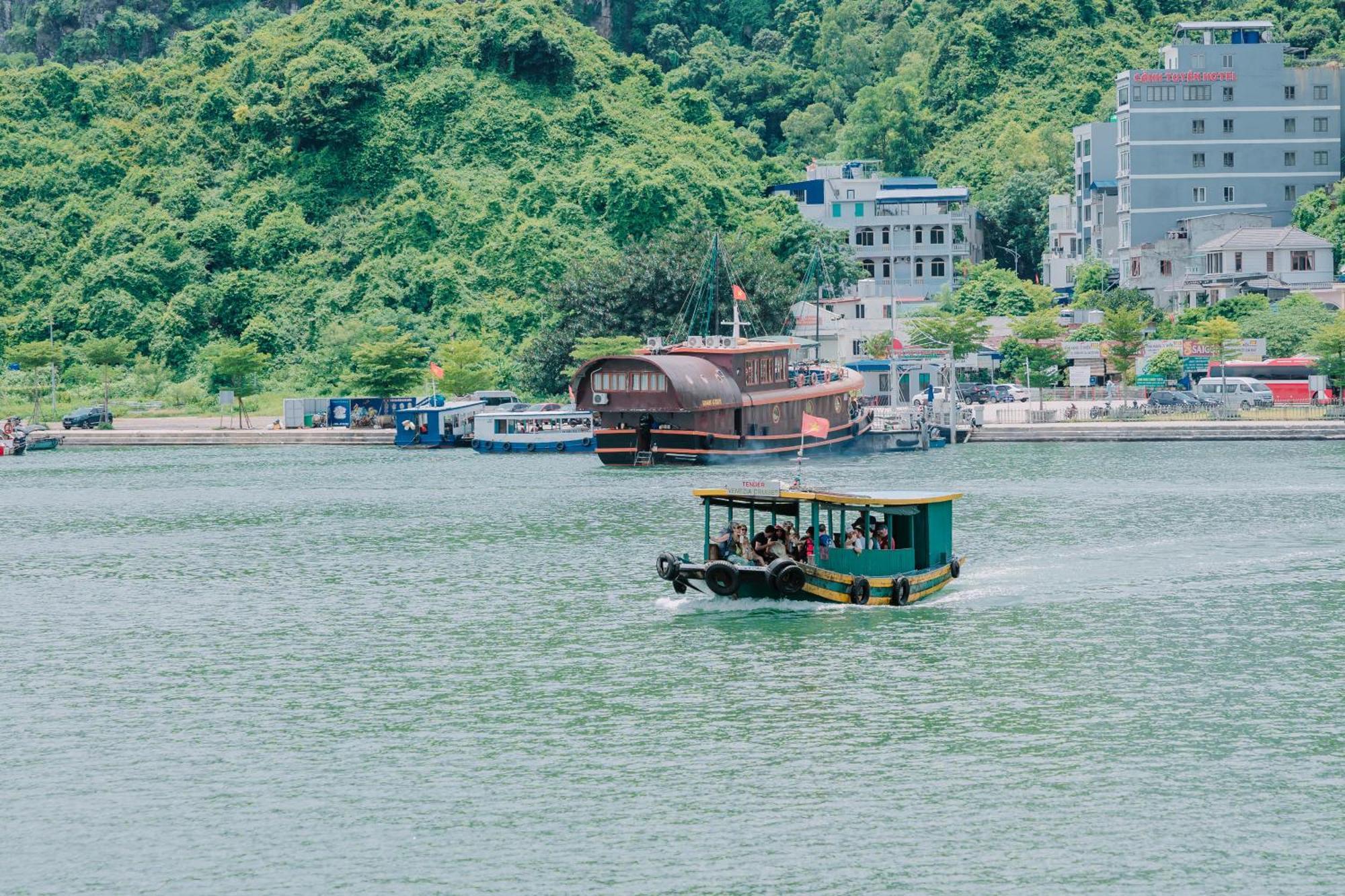 Hotel Venezia Cruises Ha Long Esterno foto