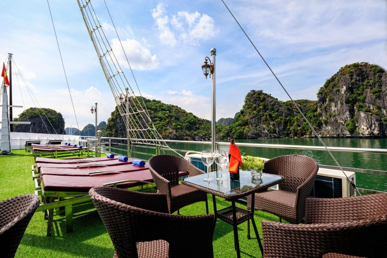Hotel Venezia Cruises Ha Long Esterno foto