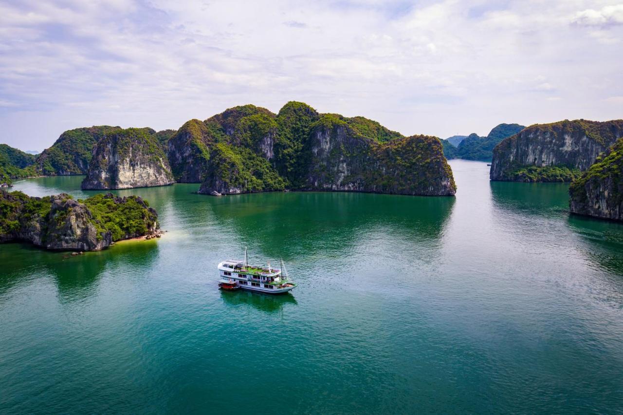 Hotel Venezia Cruises Ha Long Esterno foto