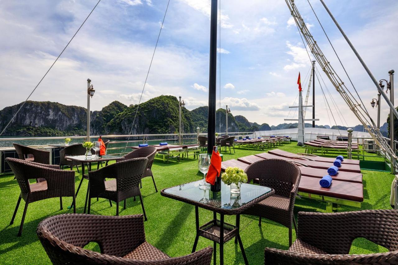 Hotel Venezia Cruises Ha Long Esterno foto